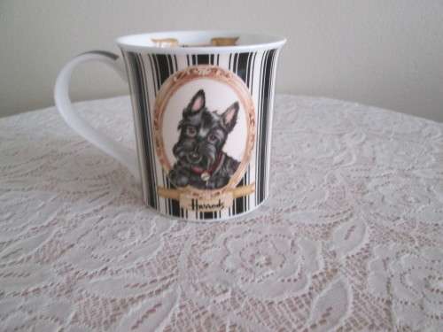 HARRODS MUG WITH PICTURE OF SCOTTY  DOG PLUS 2 TINS