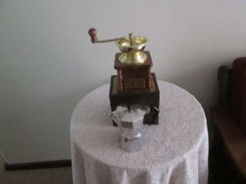 COFFEE GRINDER AND COFFEE PERCULATOR BY WHITTARD LONDON IN ORIGINAL  BOX