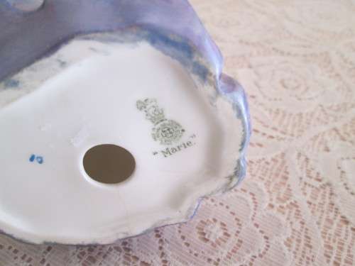 ROYAL DOULTON FIGURINE MARIE