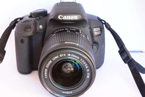 Canon EOS 700d DSLR Camera kit with 18-55mm STM Lens, Excellent - Only 838 shutter count