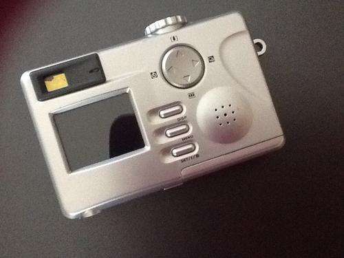 Digital camera (silver)