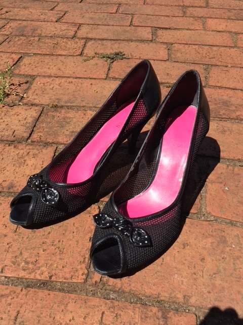 Black mesh peep toe kitten heels by Guess
