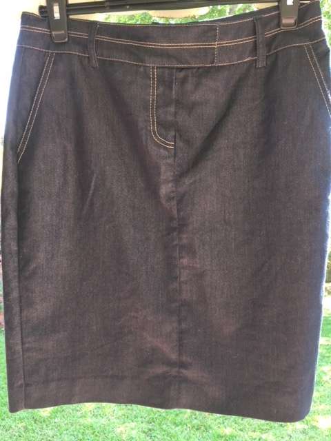 Dark blue stretch denim pencil skirt