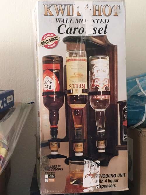 Liquor dispenser -  4 bottles