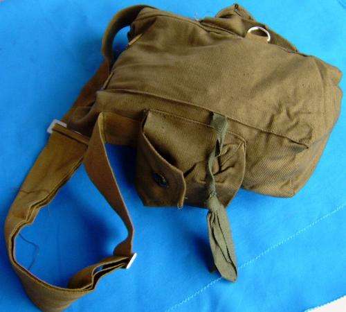 East German Army NVA Gas Mask Bag unused (6/06)