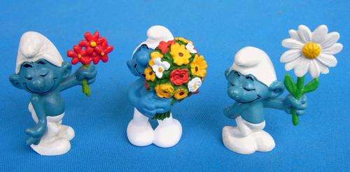 3 different Flowers Smurf Peyo Bully Schleich (1/35)