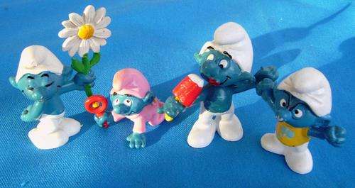 4 different Smurfs Ice.Lolly, Baby Schleich Bully Peyo (MB/51)