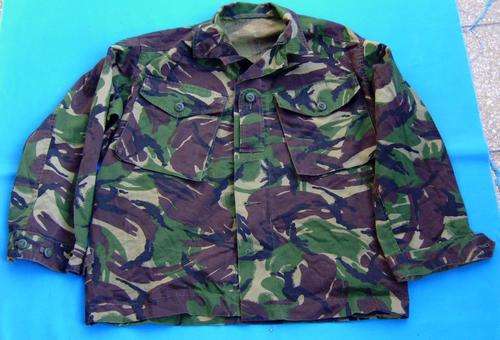 Original UK Army camo Shirt size 160/104  (5/08)