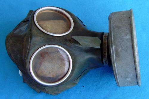 Original German World War II Children Gas mask and Filter  (16/12)