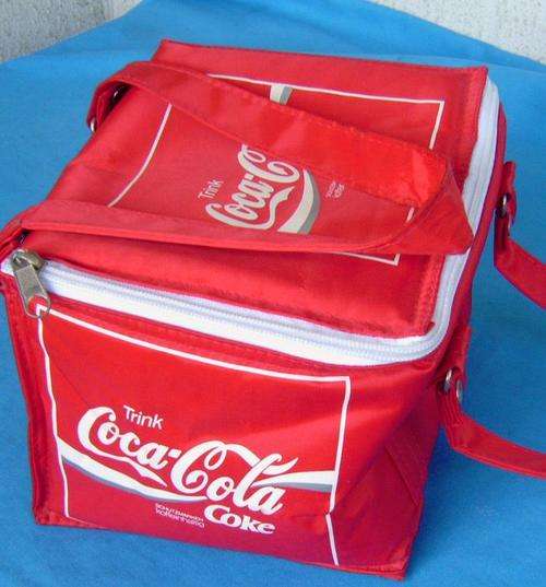 Coca Cola  six pack cool Bag (21/40)