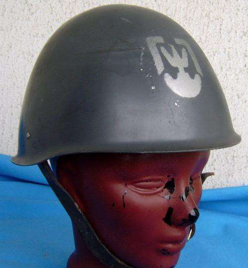 Original Poland Steel Helmet with Eagle (26/31)
