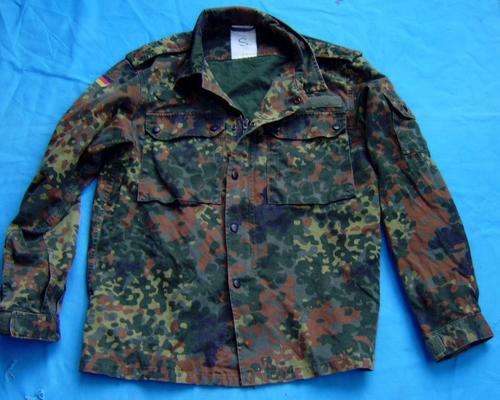 Original German Army Bundeswehr Shirt size S  (27/18)