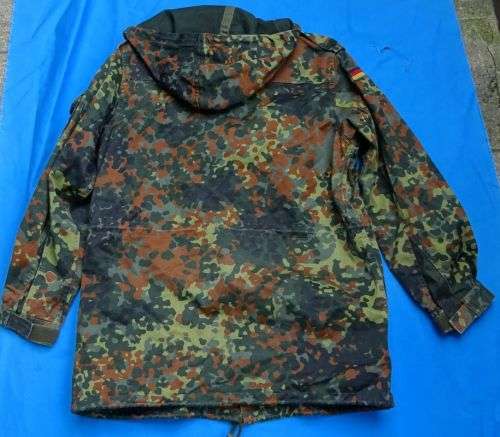 Original German Army Bundeswehr camo Winter Parka size S  (10c/16)