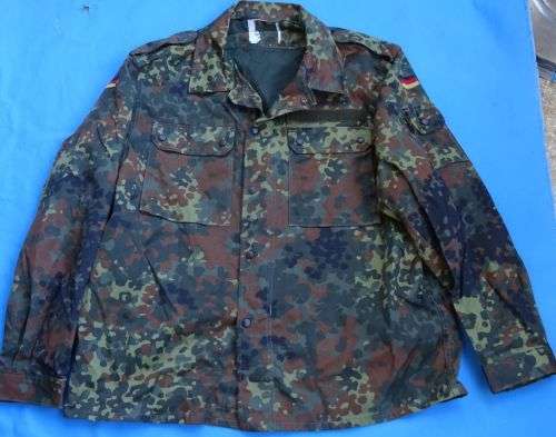 Original German Army Bundeswehr camo Shirt size L (10c/44)