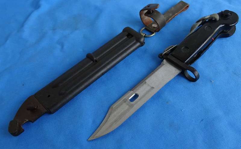 Original East German NVA AK47/52/2 Bayonet (11c /18)