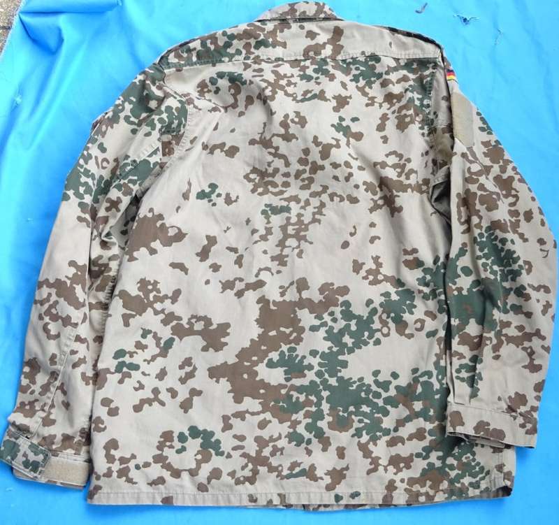 Original German Army Bundeswehr desert camo Shirt size L (13) (13c/29)