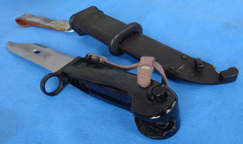 Original East German NVA AK47 Bayonet (13c/22)