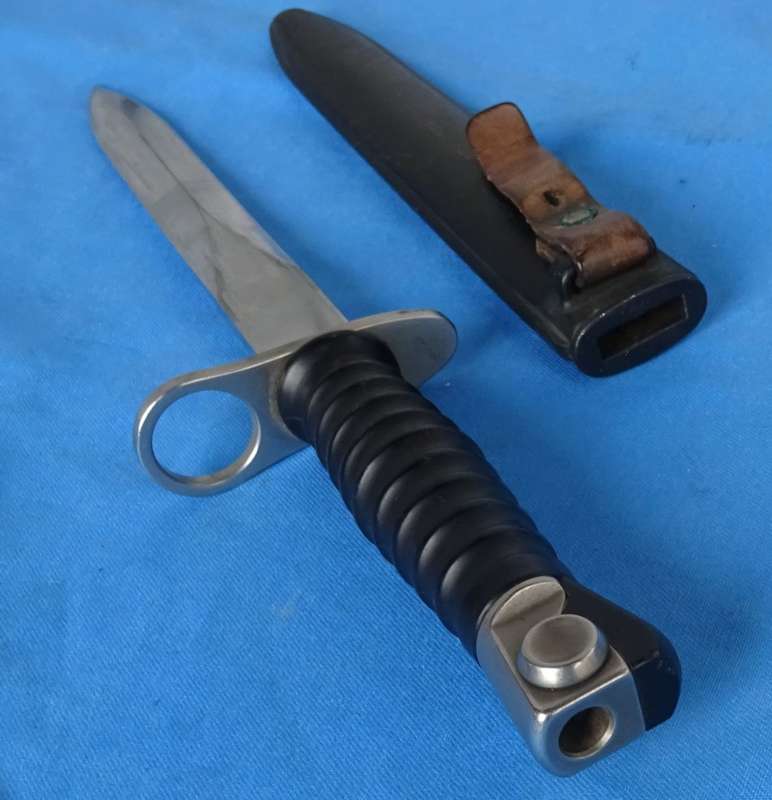 Original Bayonet M 1957 Switzerland made by Victoria  (13c/12)