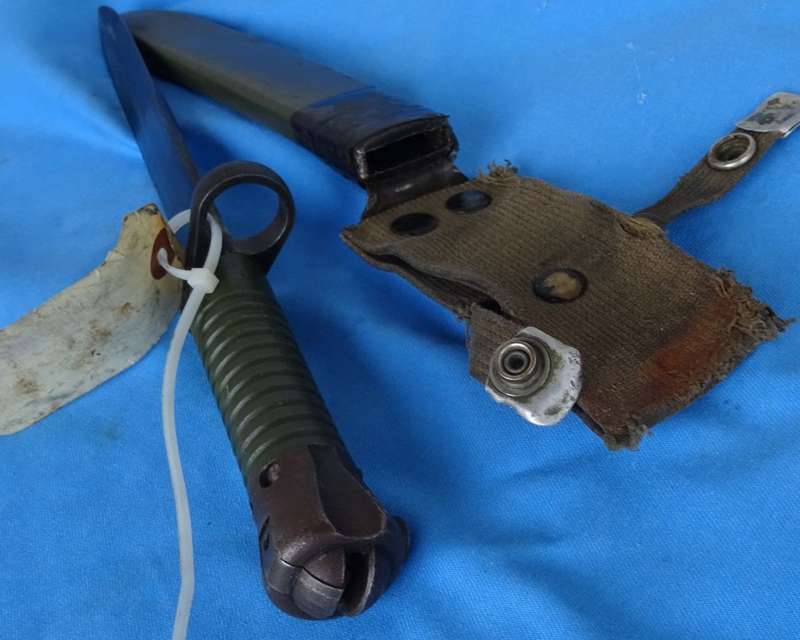 Original Spain Cetme M56  Bayonet (D1/32)