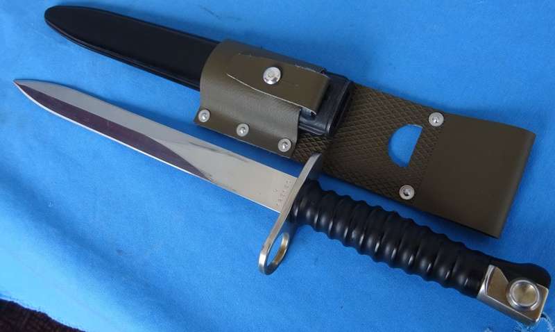 Original Bayonet M 1957 Switzerland made by Victoria  (D1/15)