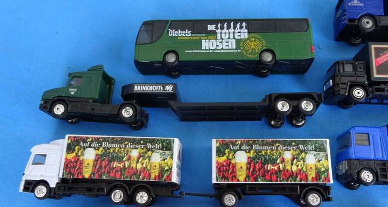 10 Mini Trucks 1:87 H0  (D2/2)