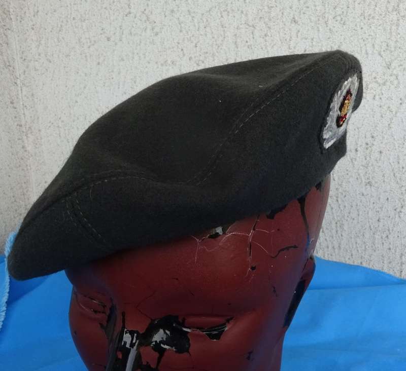 Original east German Army NVA Beret  (T/12)