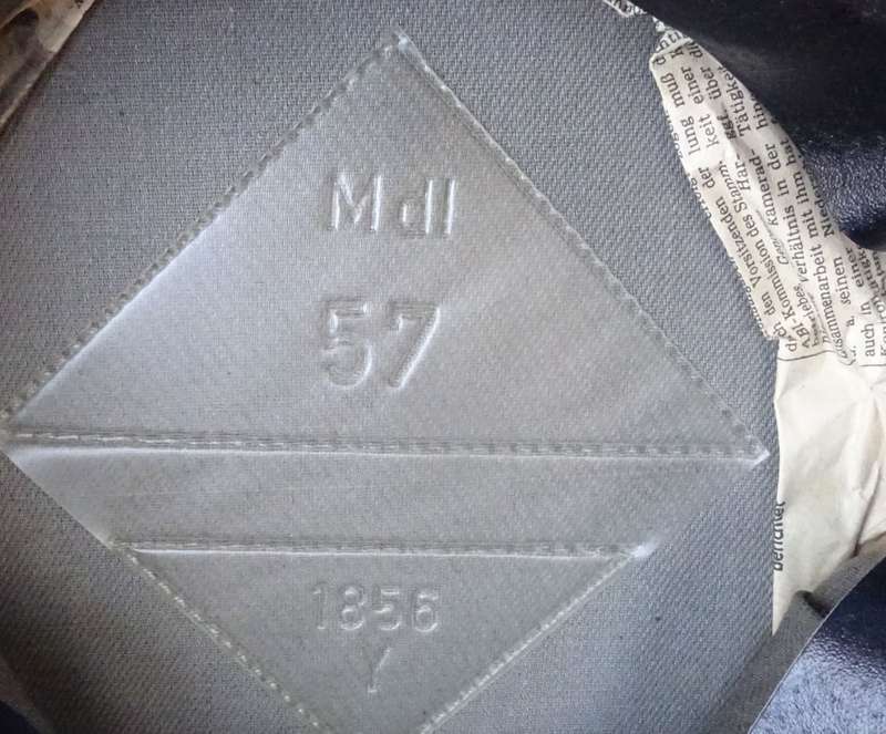 Original east German Army  MdI NVA Cap size 57  (D4/9)