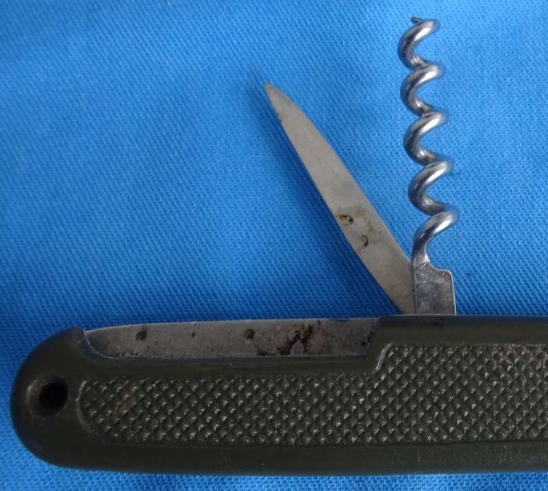 Original German Army Bundeswehr Pocketknife made by I.C.A.R.  (D4/70)