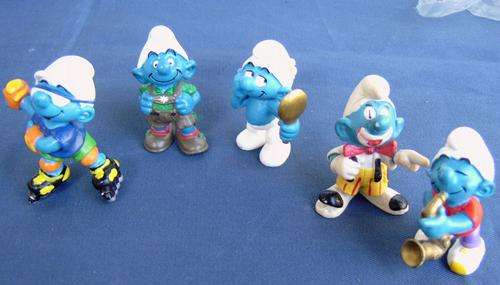 5 Different Smurf ´s Peyo Schleich (0B35)