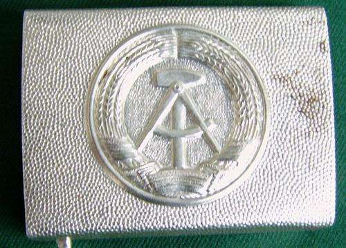 East German Army NVA Military Police Belt Buckle (0D28)