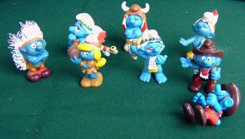 8 Indian Smurfs Peyo Schleich  (0D18)