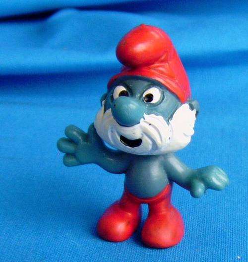 old Smurf made by Peyo (0O48)