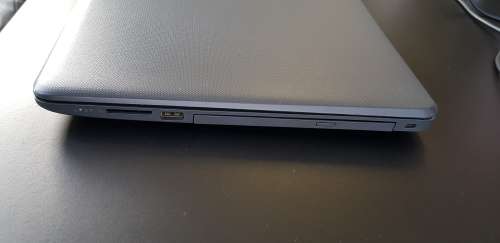 HP 250 G6 - 15.6" - Core i3 5005U - 2.00GHz - 64BIT - 8GB RAM - 500 GB HDD BUSINESS LAPTOP