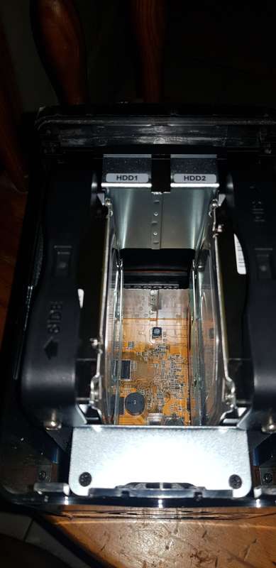 VIVOTECH 8 CHANNEL NVR