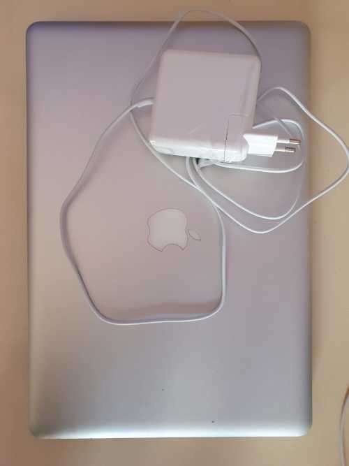 Macbook Pro Unibody A1286 (please read description)