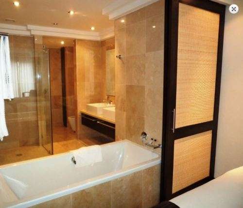 6 Night Accommodation in Cape Town's Urban Chic Boutique Hotel
