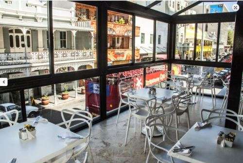 6 Night Accommodation in Cape Town's Urban Chic Boutique Hotel