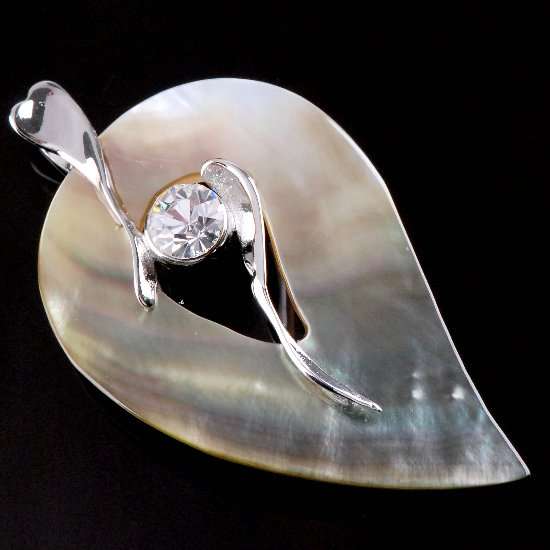 Large Black Mother of Pearl Pendant - MAKE A STATEMENT