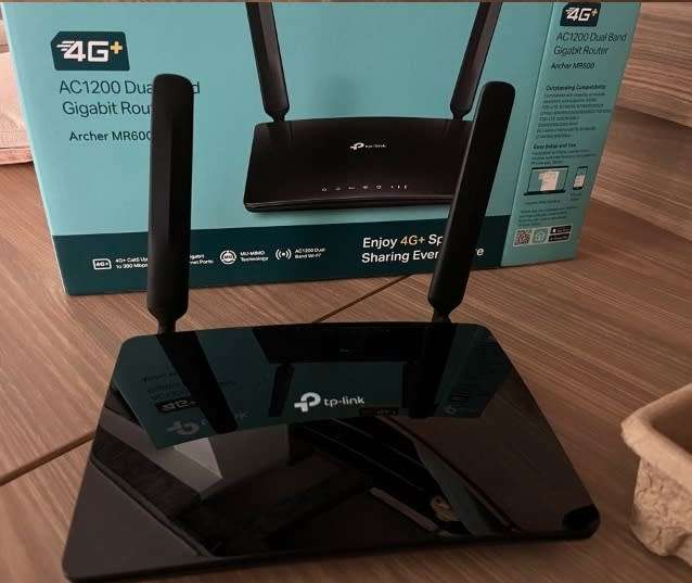 TP Link Cat6 4G+ Router