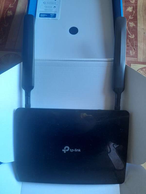 TP Link Cat6 4G+ Router