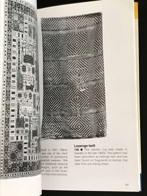 DESIGNER`S GUIDE TO SCANDINAVIAN PATTERNS BY THOMAS PARSONS