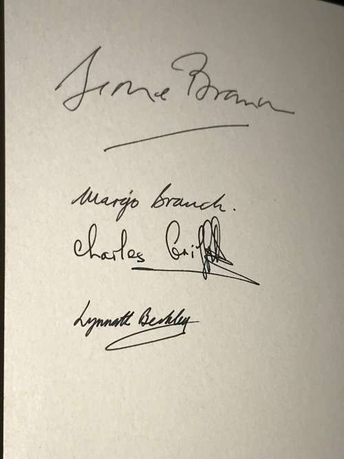 TWO OCEANS A GUIDE TO THE MARINE LIFE OF SOUTHERN AFRICA SIGNED COPY