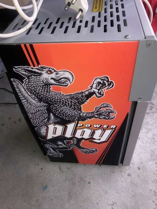 POWER PLAY ENERGY DRINK MINI FRIDGE