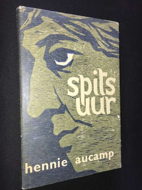 SPITS UUR DEUR HENNIE AUCAMP