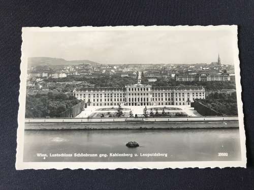 VIENNA, LEOPOLDSBERG VINTAGE POSTCARD UNUSED