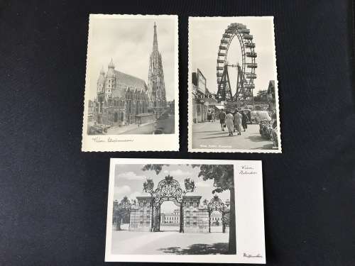 VIENNA X3 VINTAGE POSTCARDS. UNUSED