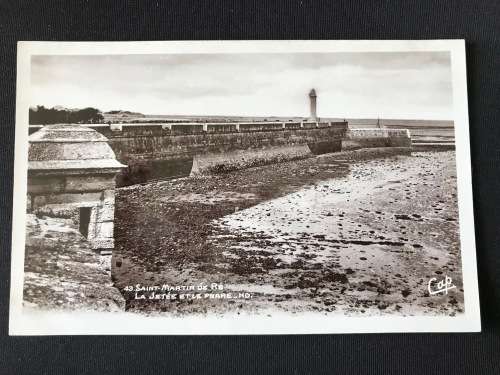 LE PHARE, SAINT MARTIN DE RE, LA JETEE. VINTAGE POSTCARD UNUSED
