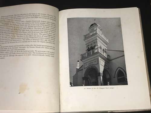 THE MALAY QUARTER & ITS PEOPLE. I.D. DU PLESSIS & C.A. LUCKHOFF