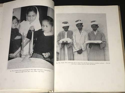 THE MALAY QUARTER & ITS PEOPLE. I.D. DU PLESSIS & C.A. LUCKHOFF