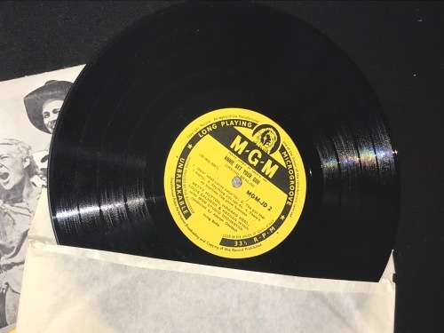 VINTAGE ANNIE GET YOUR GUN - SOUTH AFRICAN PRESS